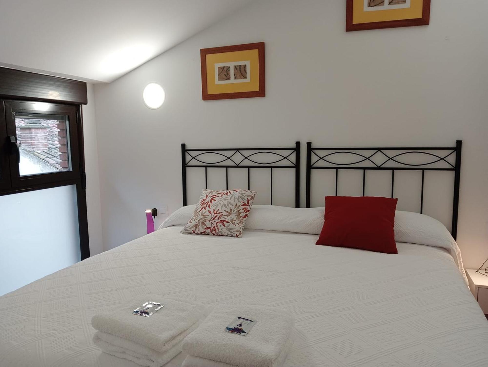 Apartamentos La Piedra En Pleno Centro Historico Con Dos Dormitorios Y Dos Banos ناخيرا المظهر الخارجي الصورة