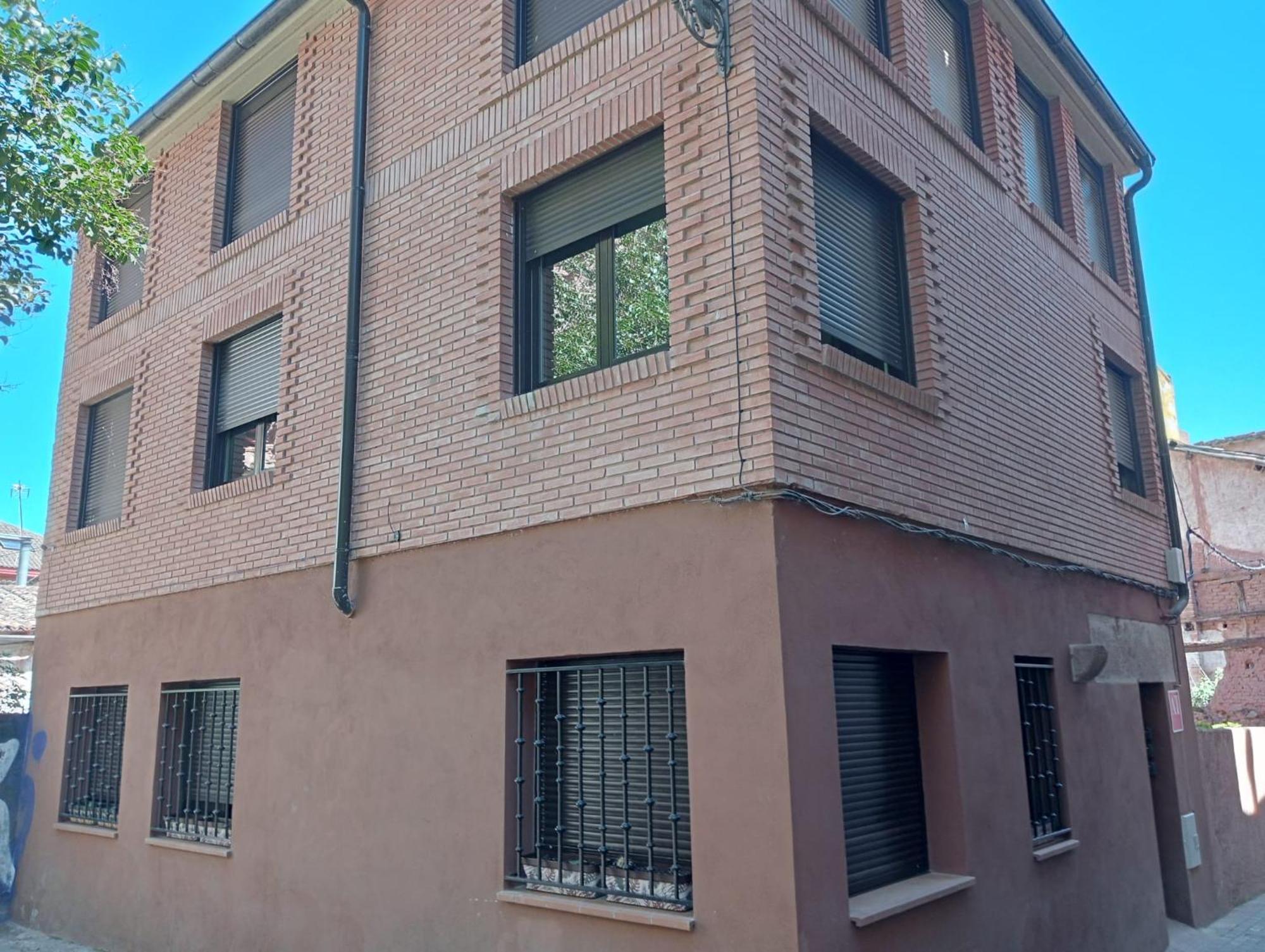 Apartamentos La Piedra En Pleno Centro Historico Con Dos Dormitorios Y Dos Banos ناخيرا المظهر الخارجي الصورة